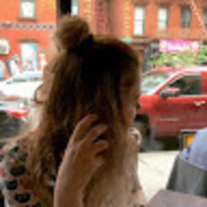 Meet your Posher, Caitlin